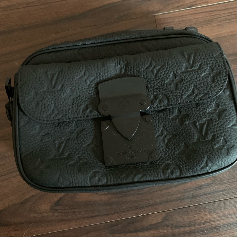 Louis vuitton over the shoulder handbag... Brand new